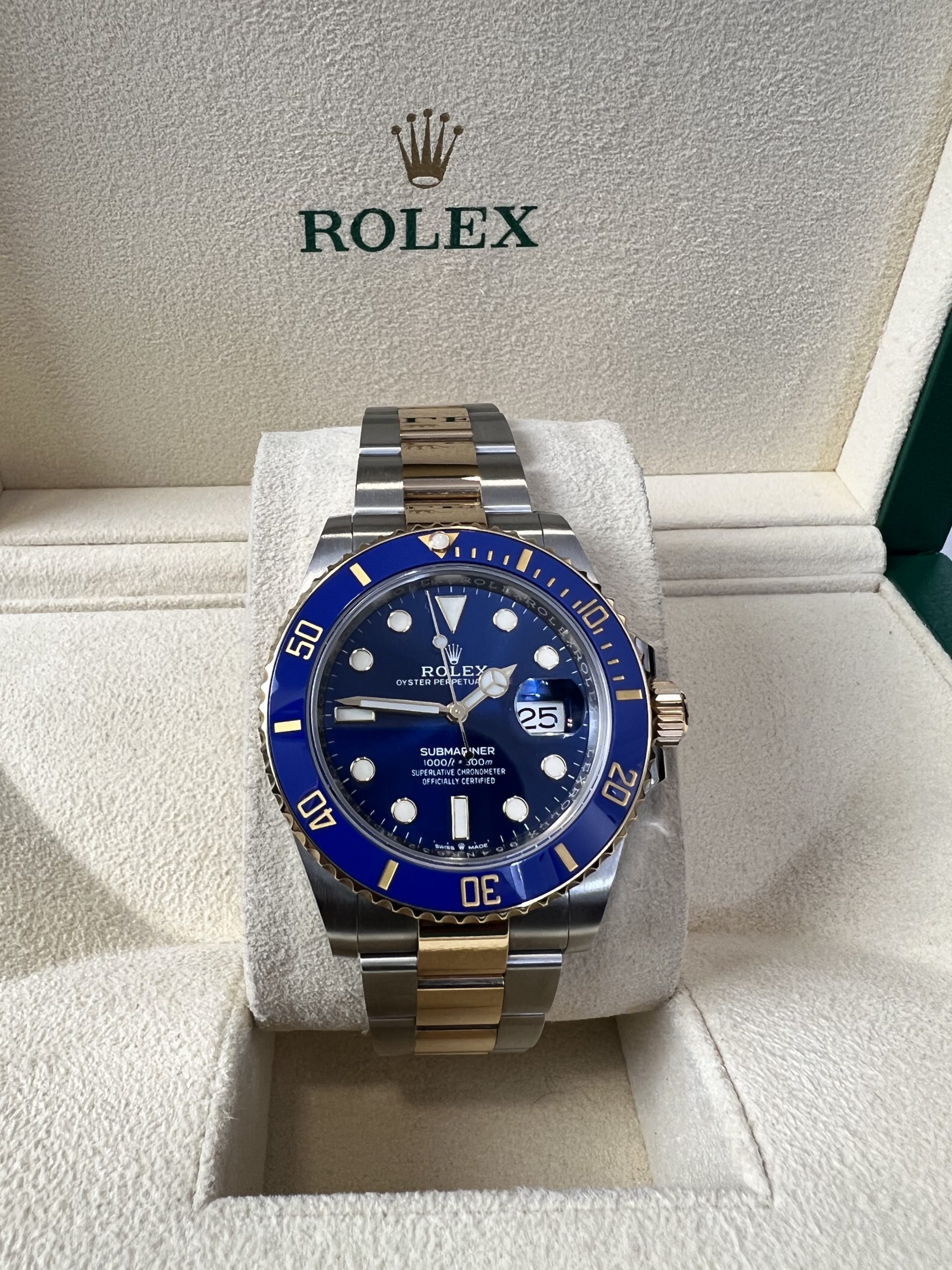 Rolex Submariner 126613LB Bi-Metal - 2024 - Image 3