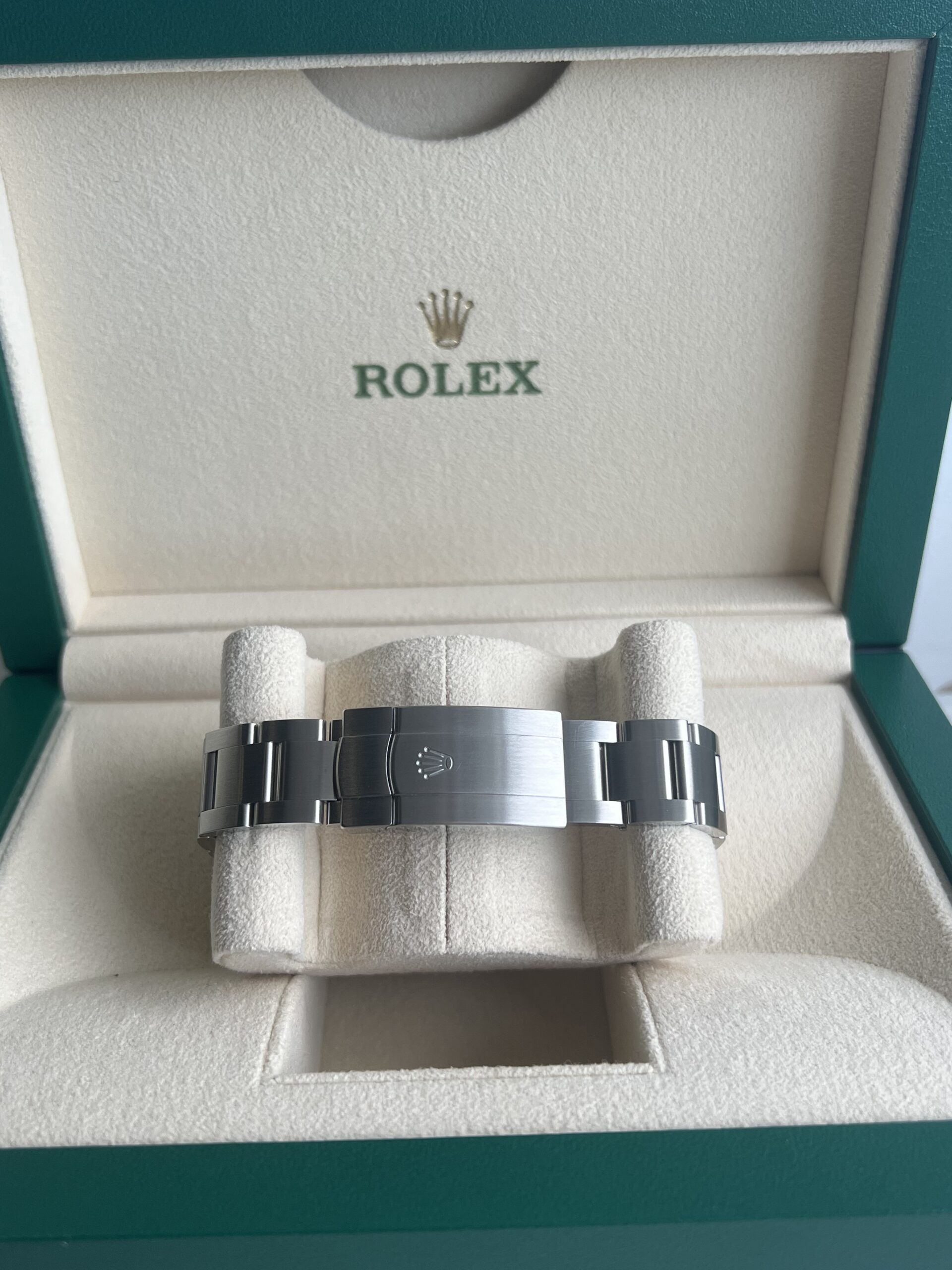 Rolex Oyster Perpetual - Coral Red - 124300 - 2021 - Image 5